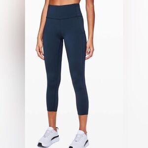 LULULEMON EUC SIZE 10 FAST & FREE CROP 23”/ true navy